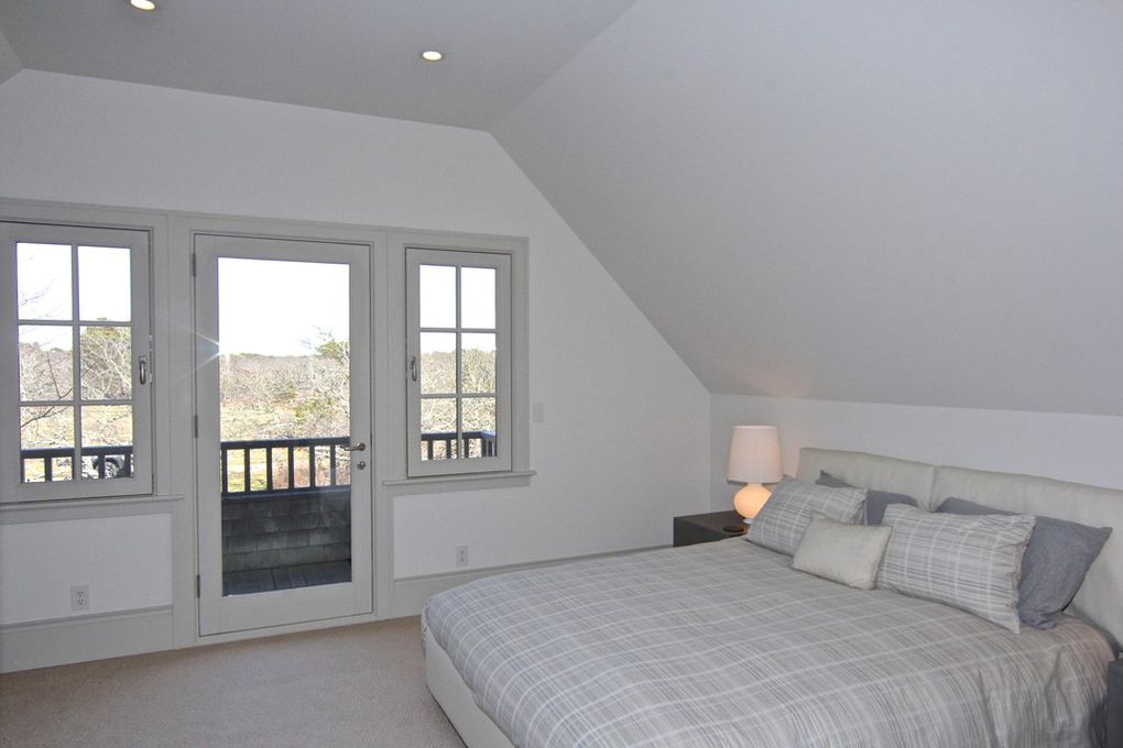 79 Turkeyland Cove Rd, Edgartown, MA 02539